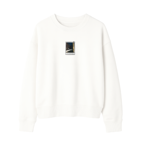 Eyes Behind the Pearl - Unisex Oversize Sweatshirt